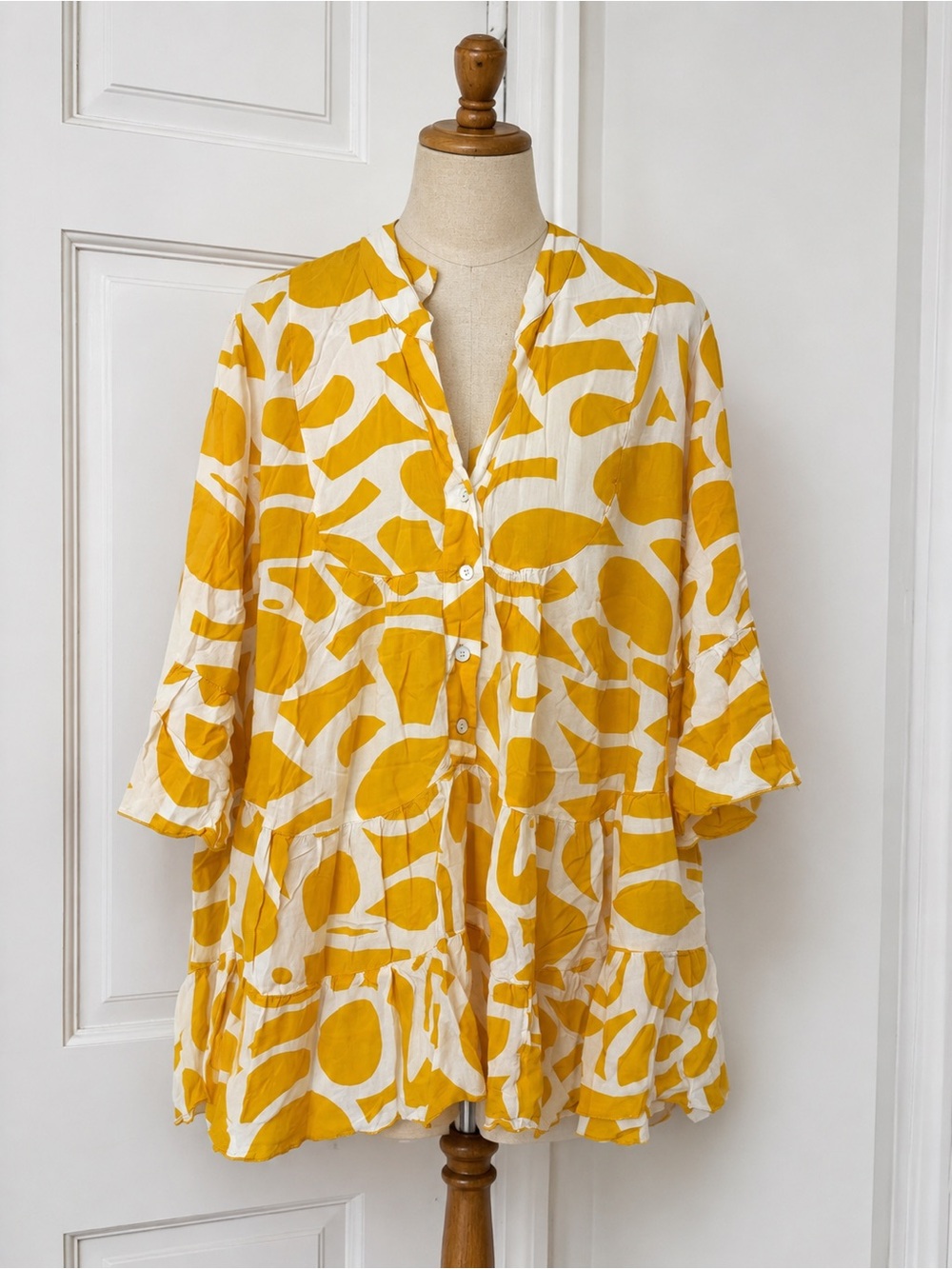 Abstract Yellow & White Button-Front Midi Dress